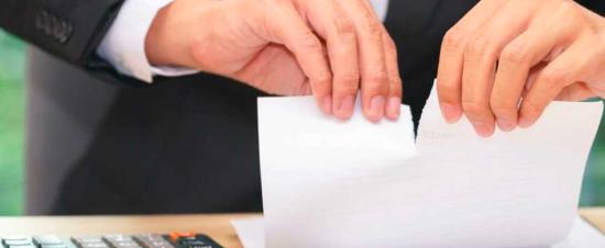 هل يحق لصاحب العمل نقل الموظف دون موافقته؟