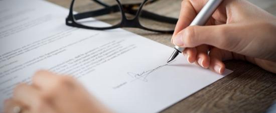 ما هي حقوق الموظف عند العمل بدون عقد؟