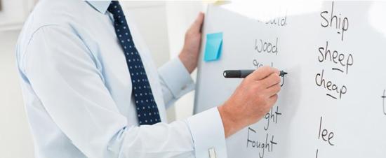 دليل العمل في مجال تعليم اللغات: فرص واعدة وخطوات عملية للبدء