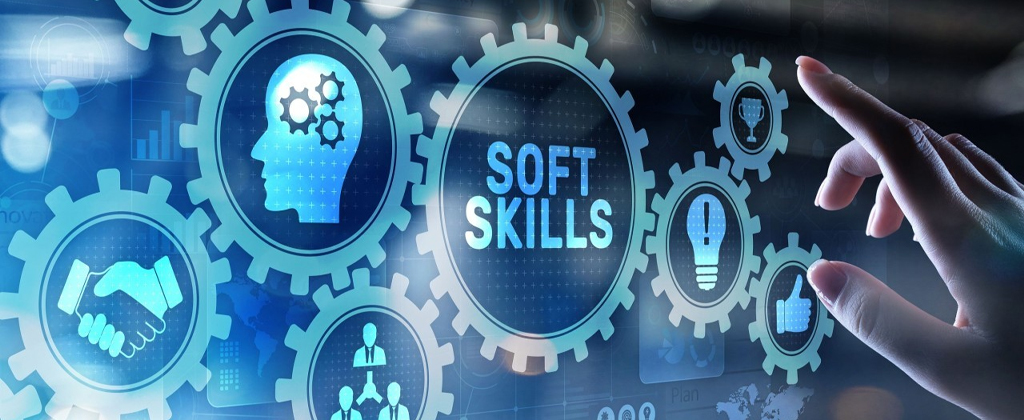 المهارات الناعمة (Soft Skills) التي ترفع فرص توظيفك في سوق العمل