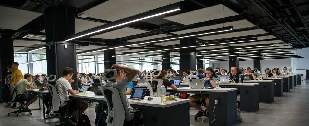 مجال خدمة العملاء - Call Center