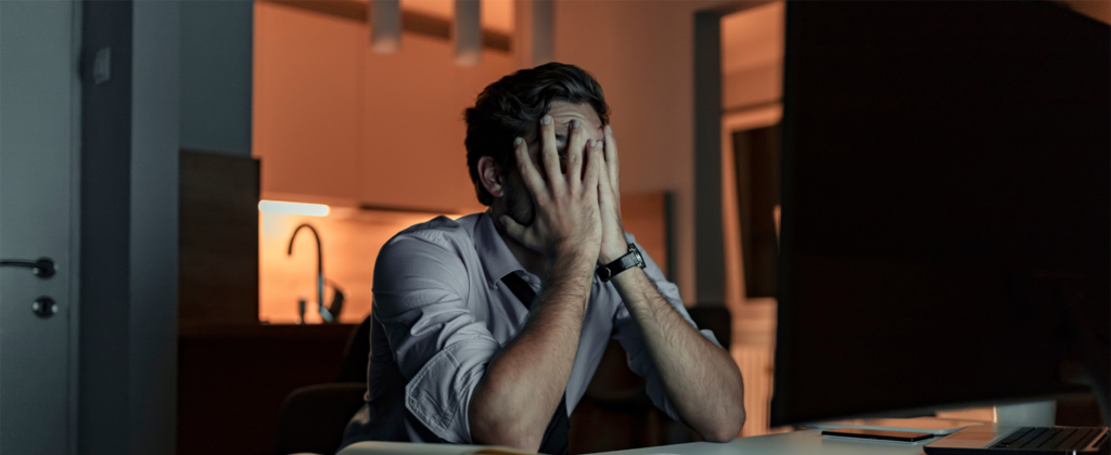 كيف تكون موظفاً ناجحاً دون احتراق وظيفي؟
