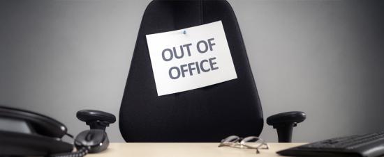 أنواع الإجازات في قانون العمل وحقوق الموظف المرتبطة بها