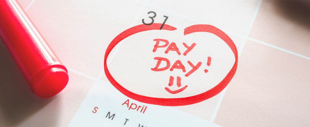 متى يصبح تأخير الراتب مخالفة قانونية؟